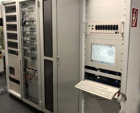 사진 사용됨 UNAXIS CLC200 판매용