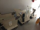 사진 사용됨 UNIVERSAL GENESIS Trolleys 판매용
