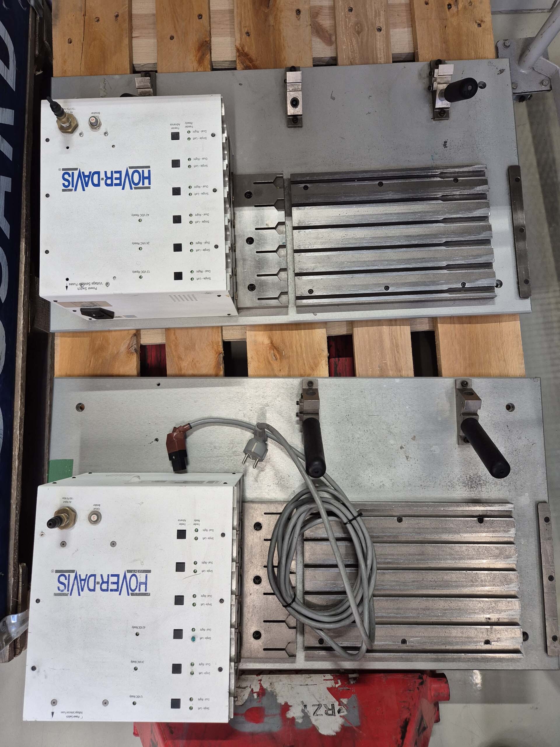 Photo Used UNIVERSAL INSTRUMENTS Lot of feeders For Sale