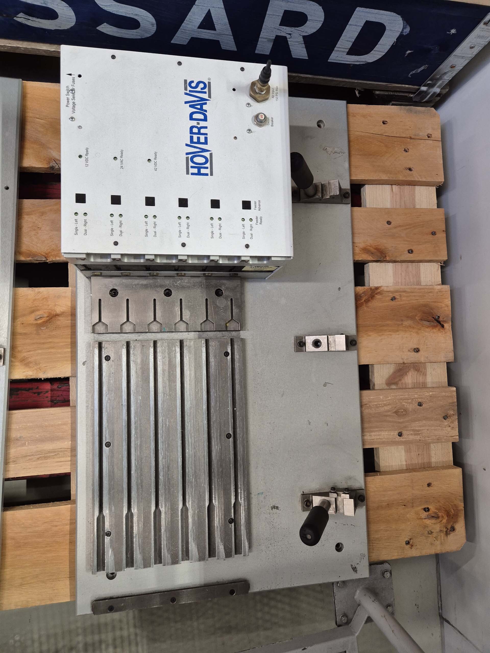 Photo Used UNIVERSAL INSTRUMENTS Lot of feeders For Sale