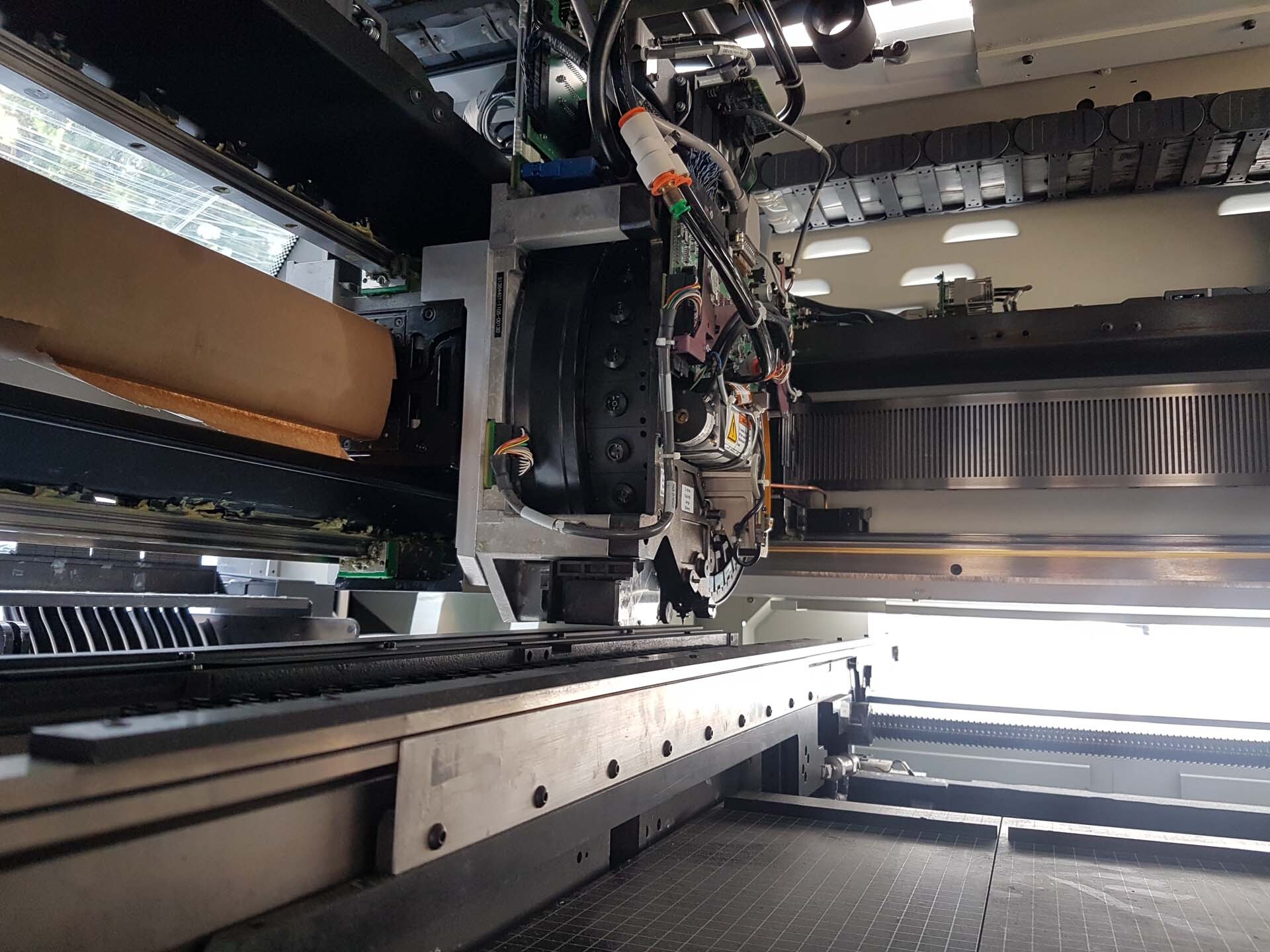 Foto Verwendet UNIVERSAL AC-60D Zum Verkauf