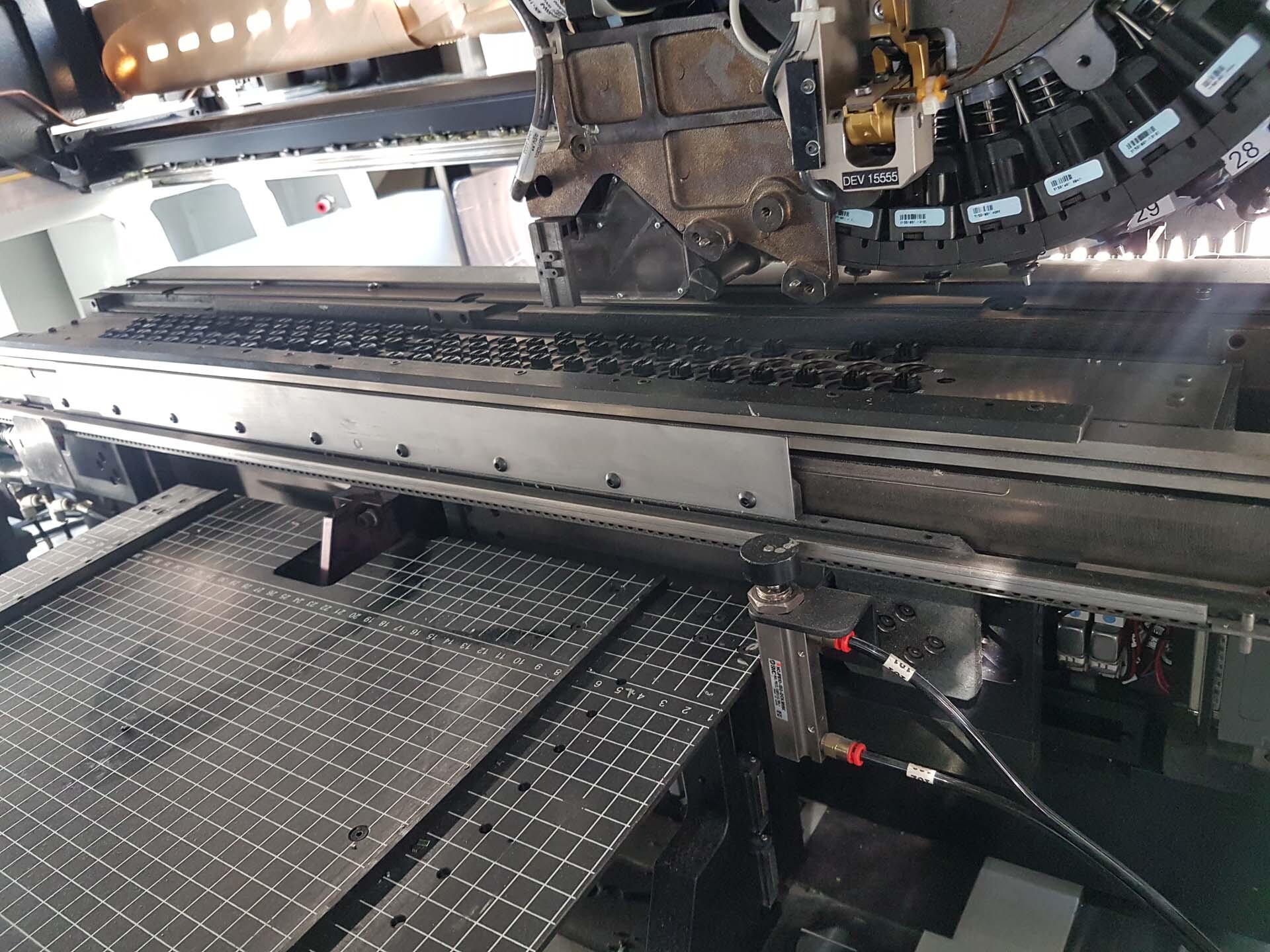 Foto Verwendet UNIVERSAL AC-60D Zum Verkauf