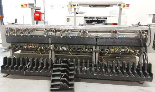 圖為 已使用的 UNIVERSAL AX-7S 待售