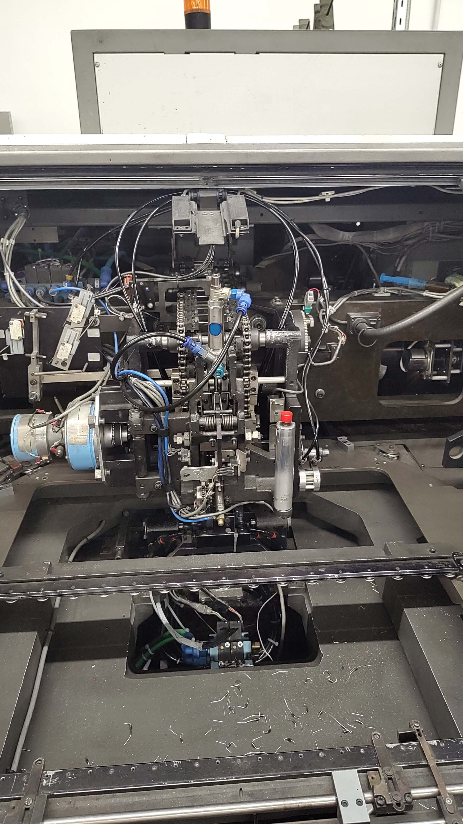 사진 사용됨 UNIVERSAL Axial inserter 판매용
