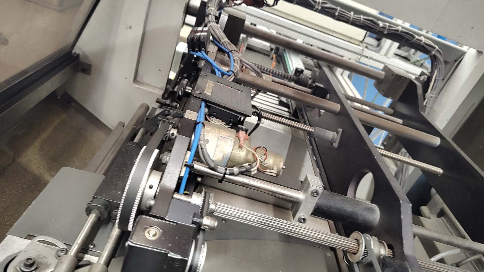 사진 사용됨 UNIVERSAL Axial inserter 판매용