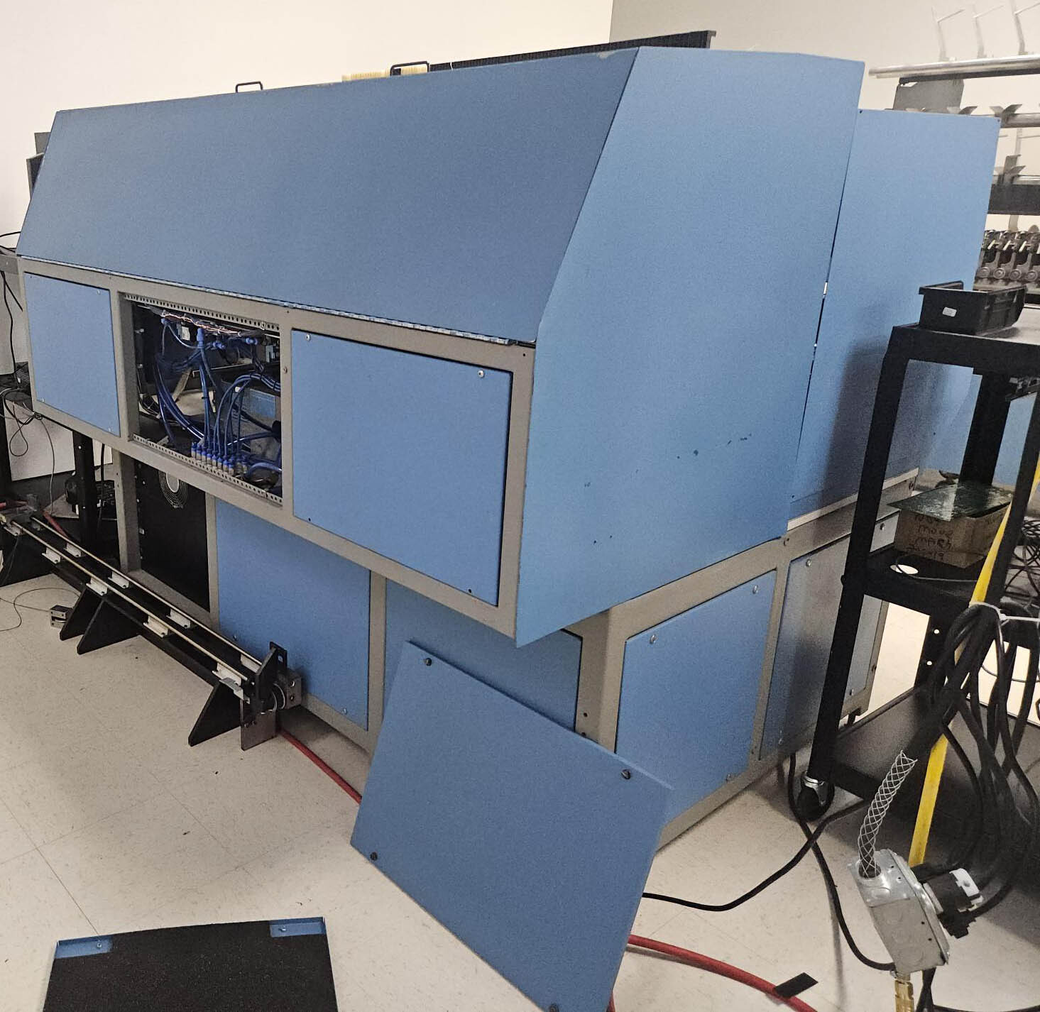사진 사용됨 UNIVERSAL DIP Inserter 판매용