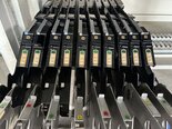 사진 사용됨 UNIVERSAL Lot of feeders for Genesis 판매용
