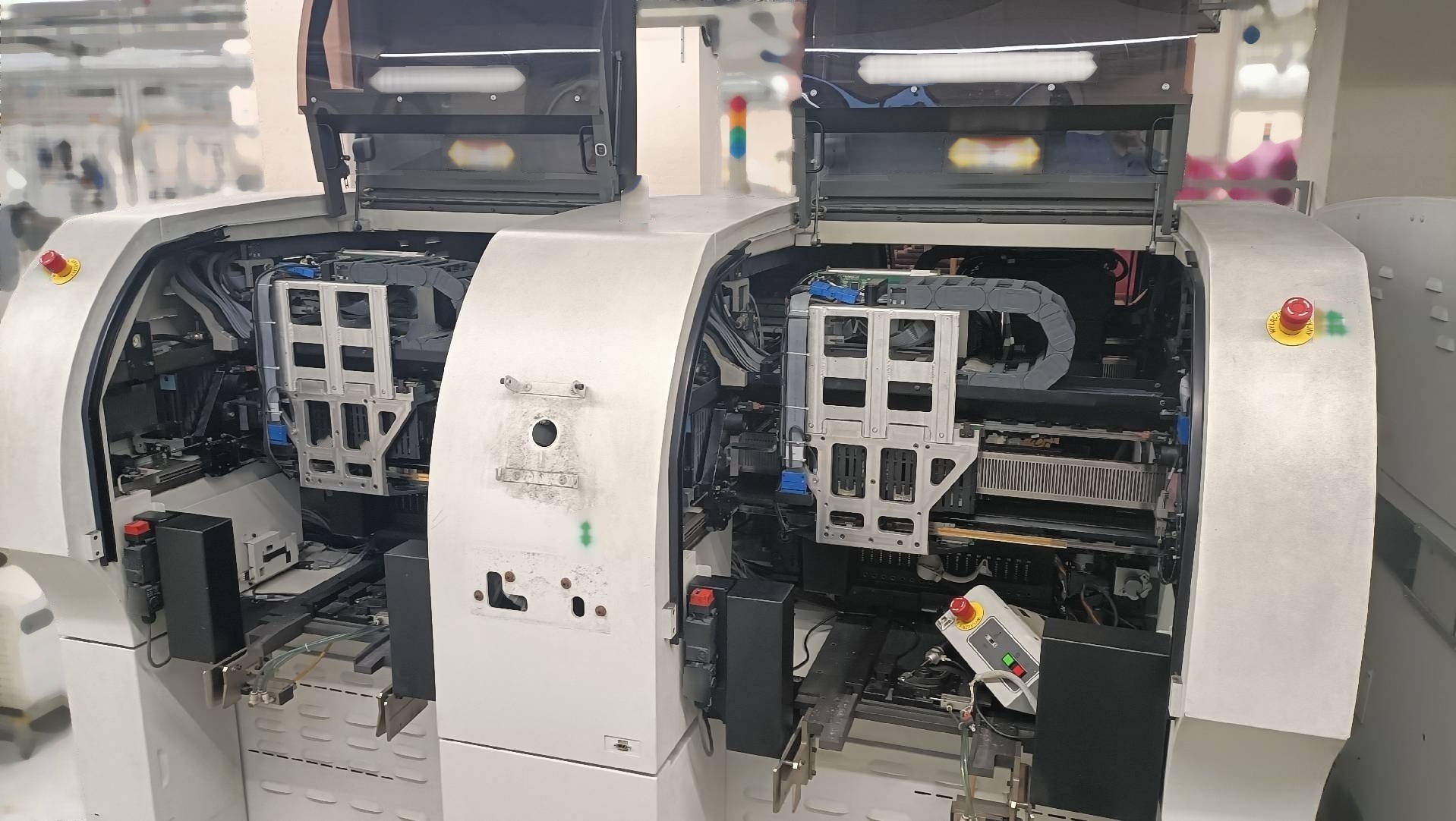 Foto Verwendet UNIVERSAL GENESIS GC-120 Zum Verkauf