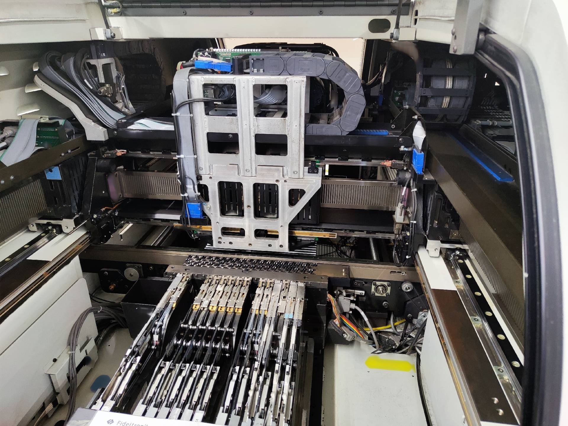 Foto Verwendet UNIVERSAL GENESIS GC-120 Zum Verkauf