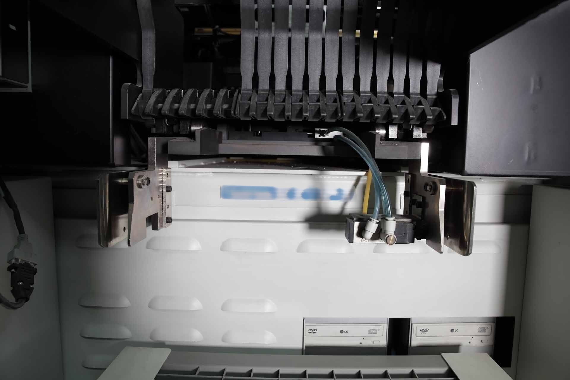 Foto Verwendet UNIVERSAL GENESIS GC-120Q Zum Verkauf