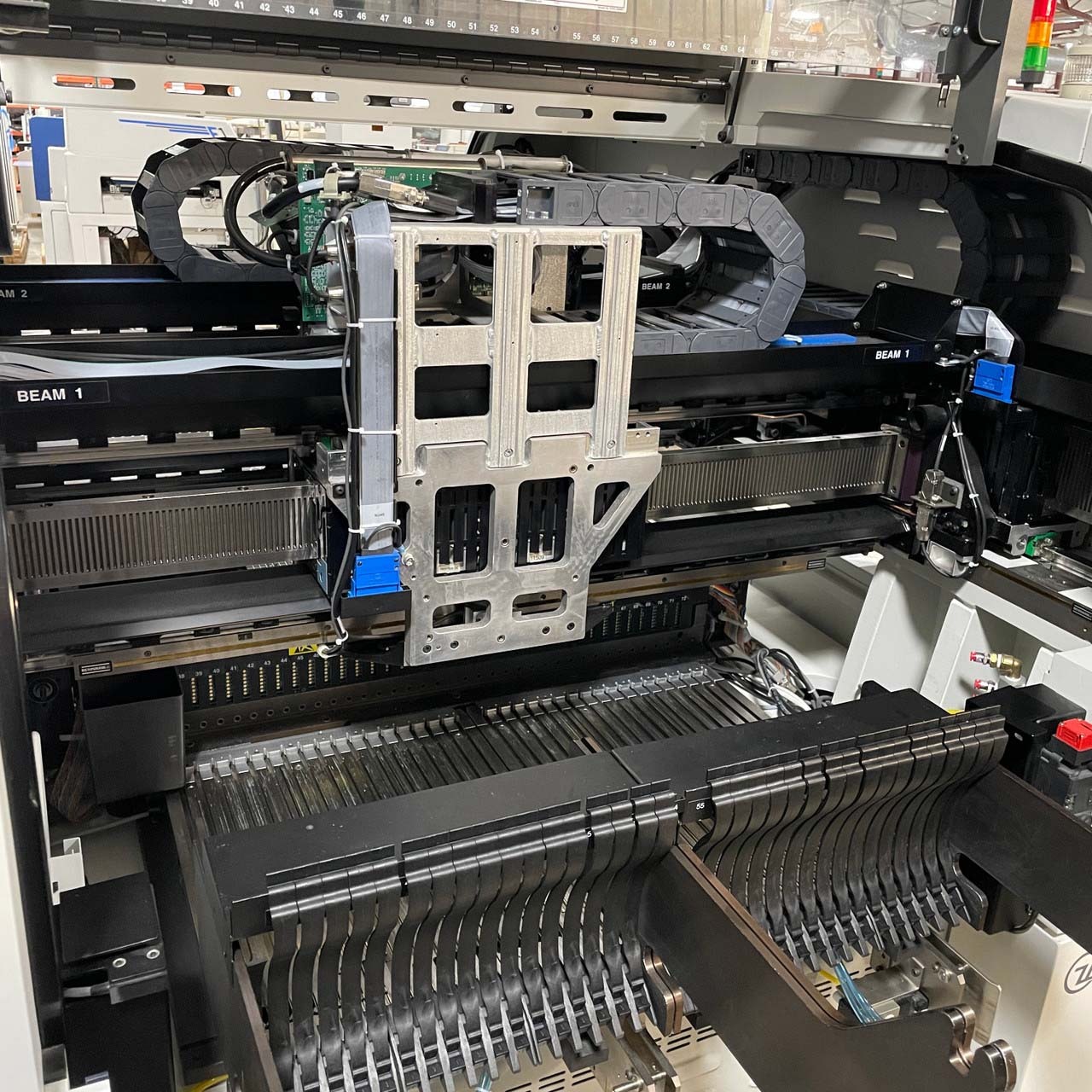 사진 사용됨 UNIVERSAL GENESIS GC-60 판매용