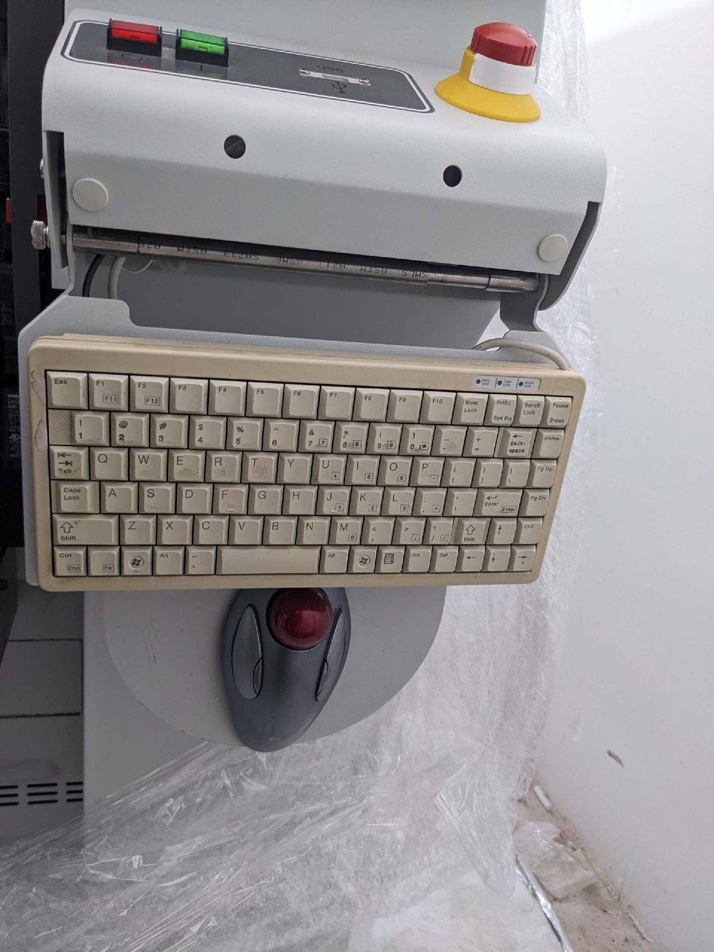 图为 已使用的 UNIVERSAL GENESIS GX-11S 4992C 待售