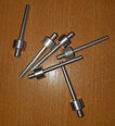 圖為 已使用的 UNIVERSAL Lot of spare parts 待售