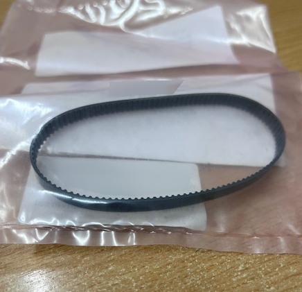 圖為 已使用的 UNIVERSAL Lot of spare parts 待售