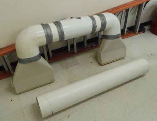 圖為 已使用的 UNIVERSAL Wet bench cleaning system 待售