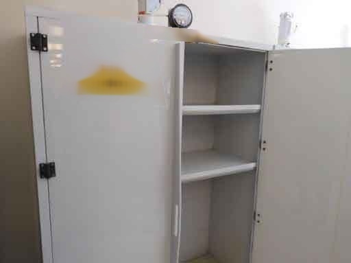 圖為 已使用的 UNIVERSAL Wet bench cleaning system 待售