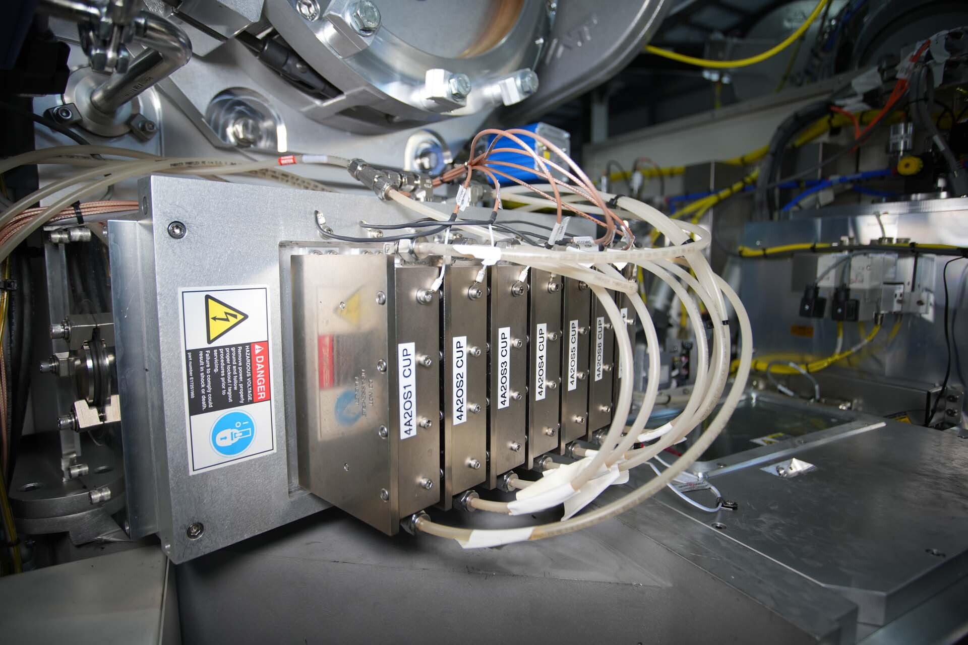 Photo Utilisé VARIAN / AMAT / APPLIED MATERIALS VIISta HCS À vendre