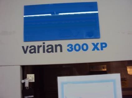 Foto Verwendet VARIAN 300XP Zum Verkauf