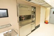 フォト（写真） 使用される VARIAN 3180 販売のために
