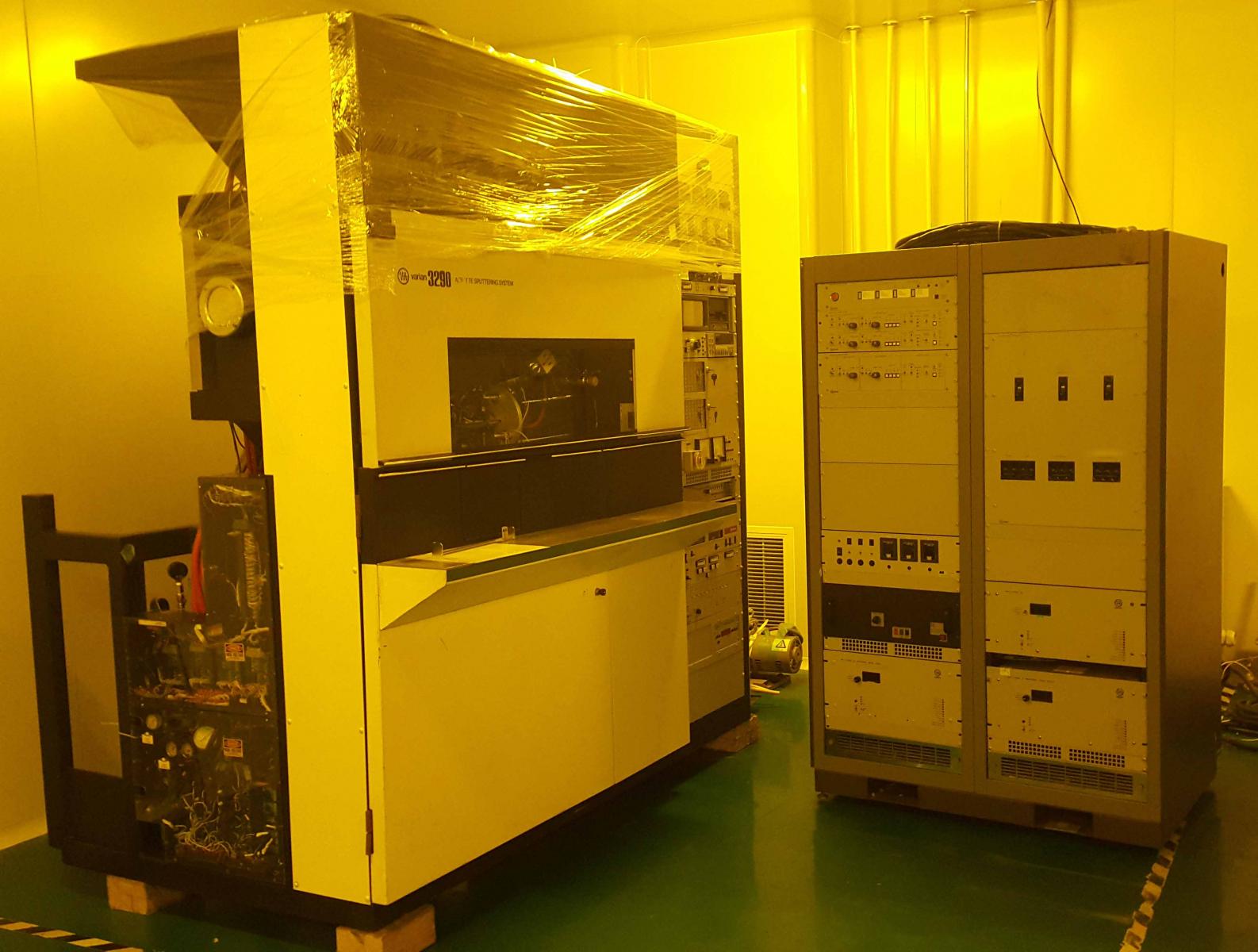 Photo Used VARIAN 3290 For Sale