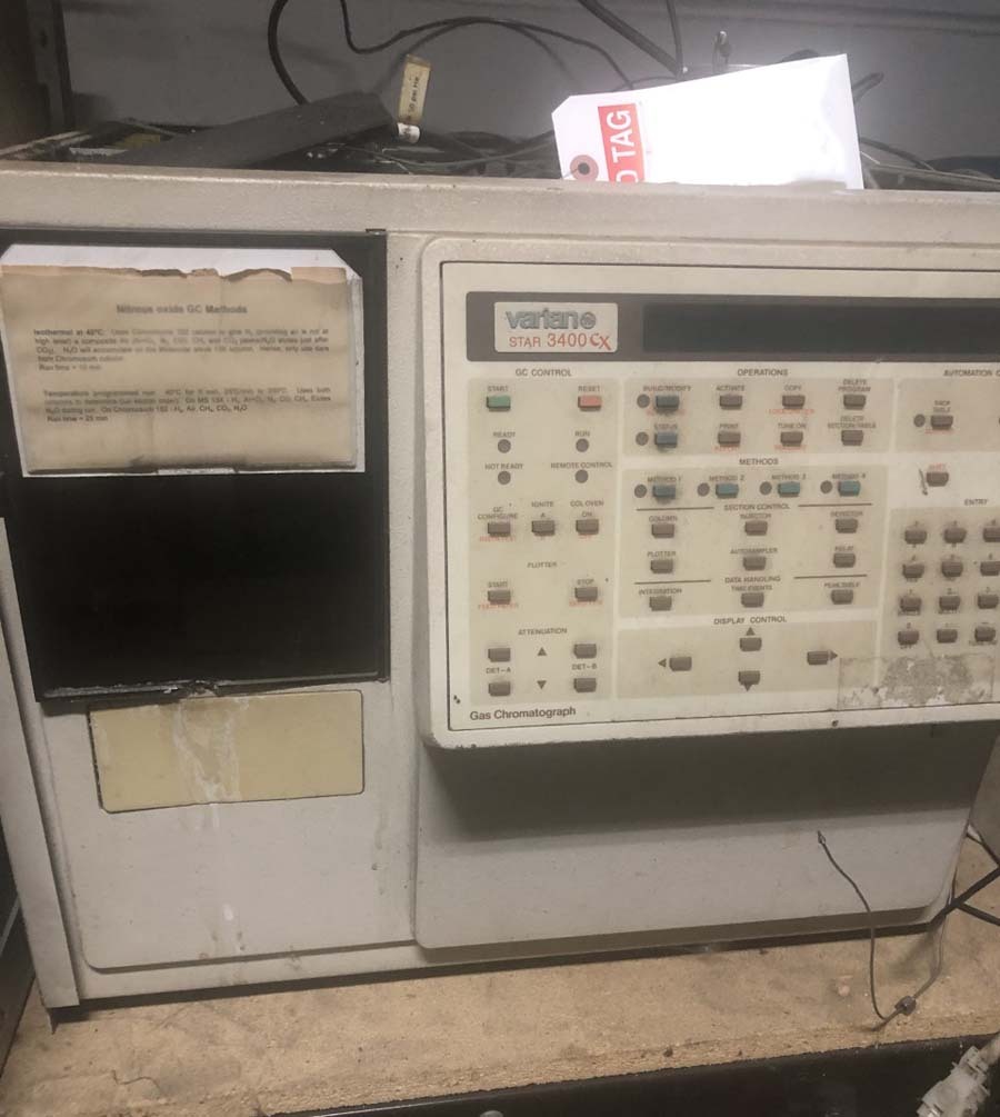 Photo Used VARIAN 3400 For Sale