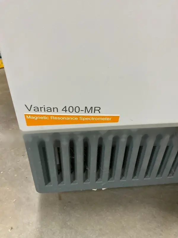 사진 사용됨 VARIAN 400‑MR 판매용