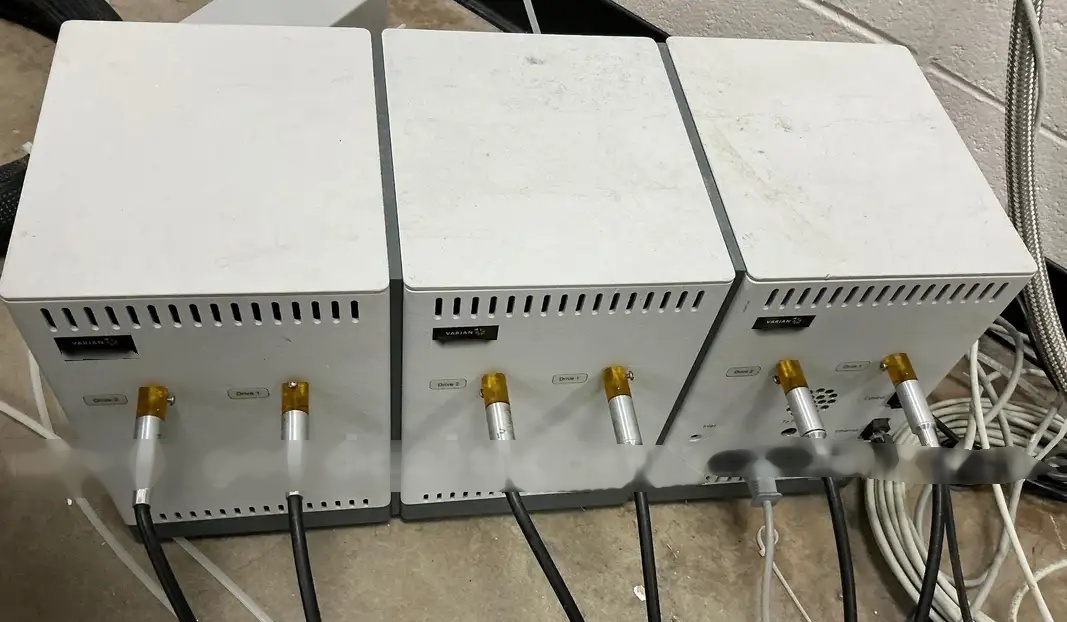 사진 사용됨 VARIAN 400‑MR 판매용
