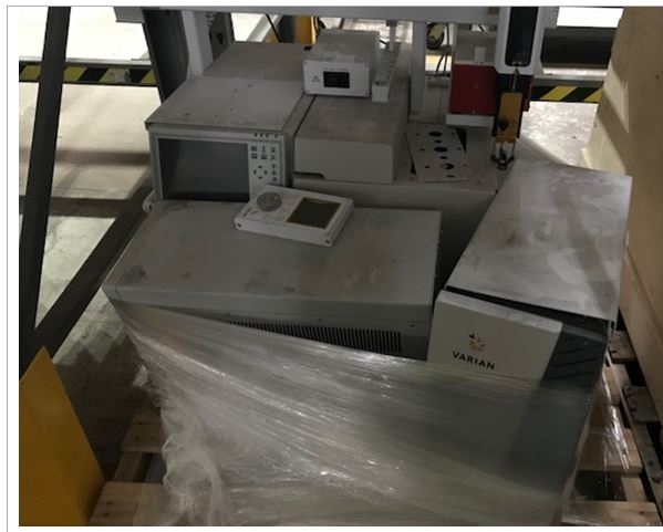 Photo Used VARIAN 450-GC For Sale