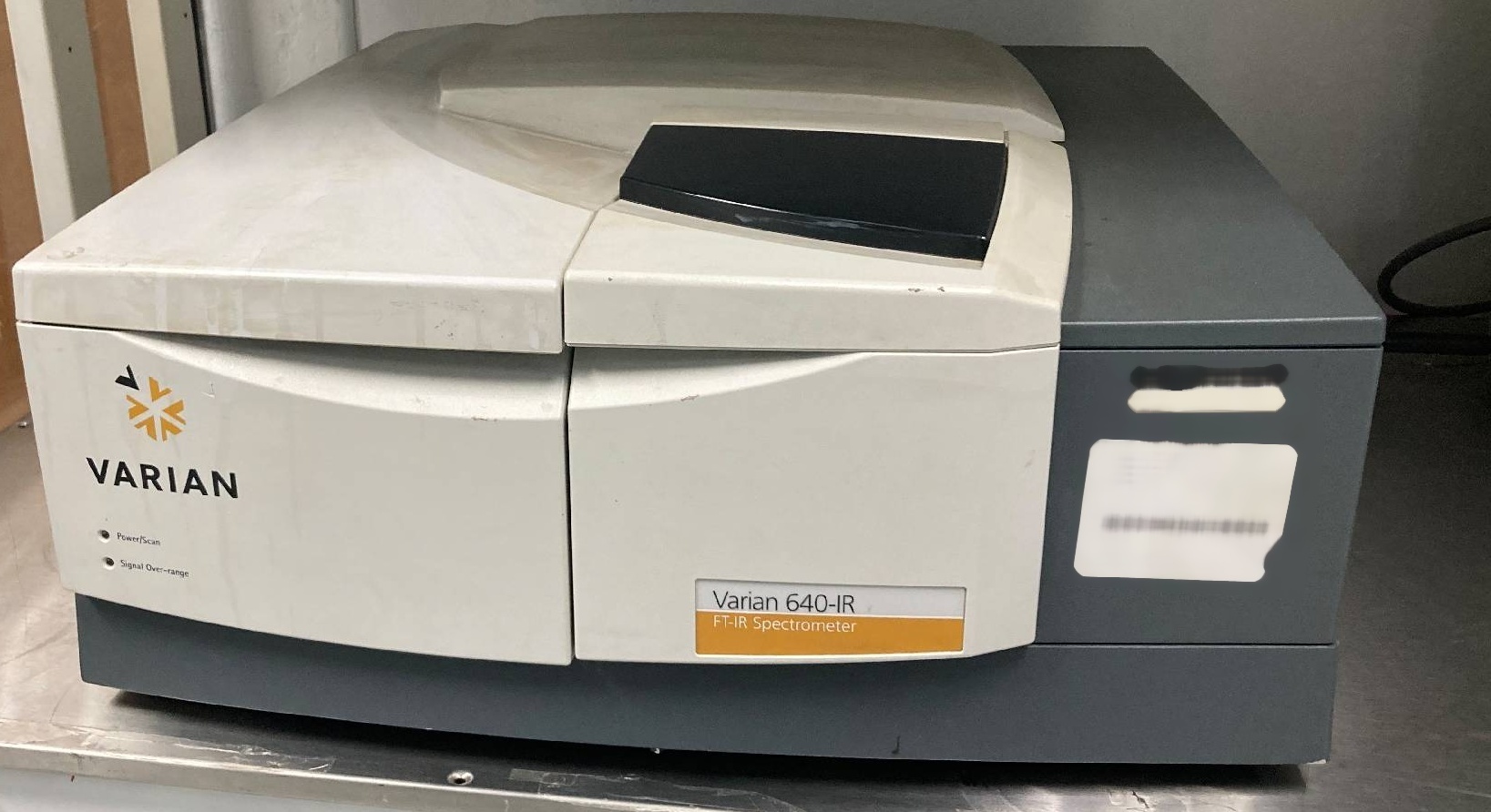 사진 사용됨 VARIAN 640-IR 판매용