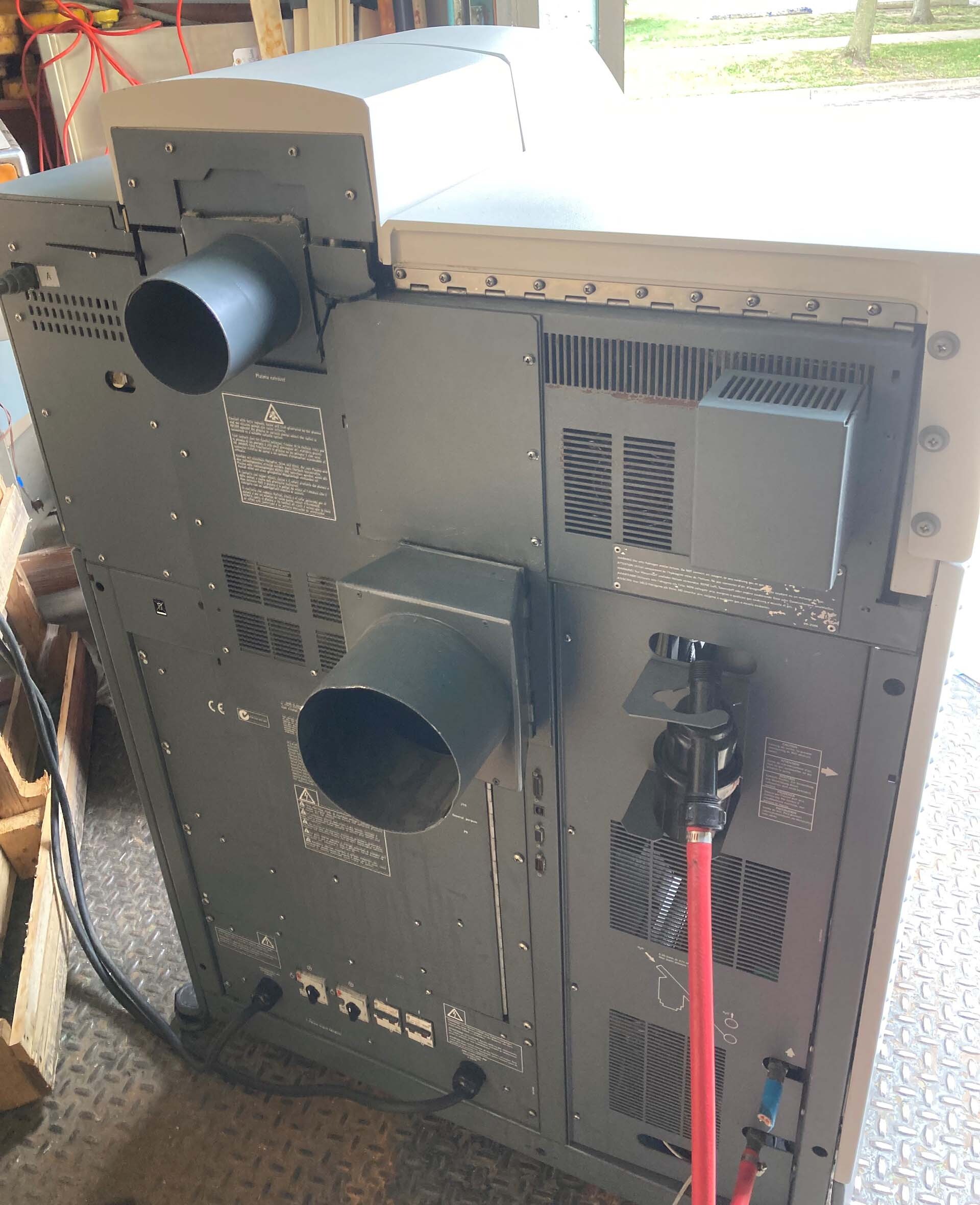 Photo Used VARIAN 820-MS For Sale