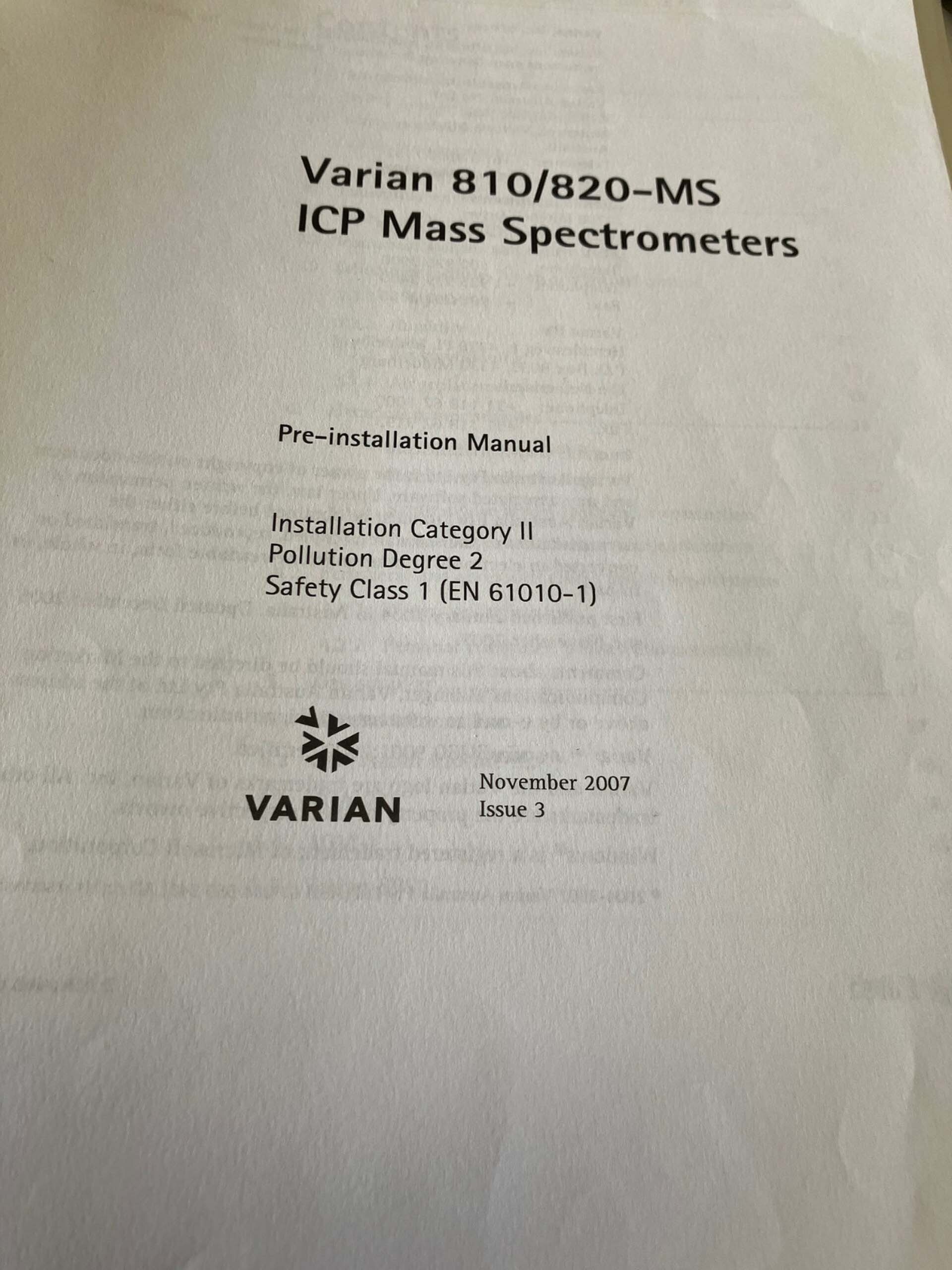 사진 사용됨 VARIAN 820-MS 판매용