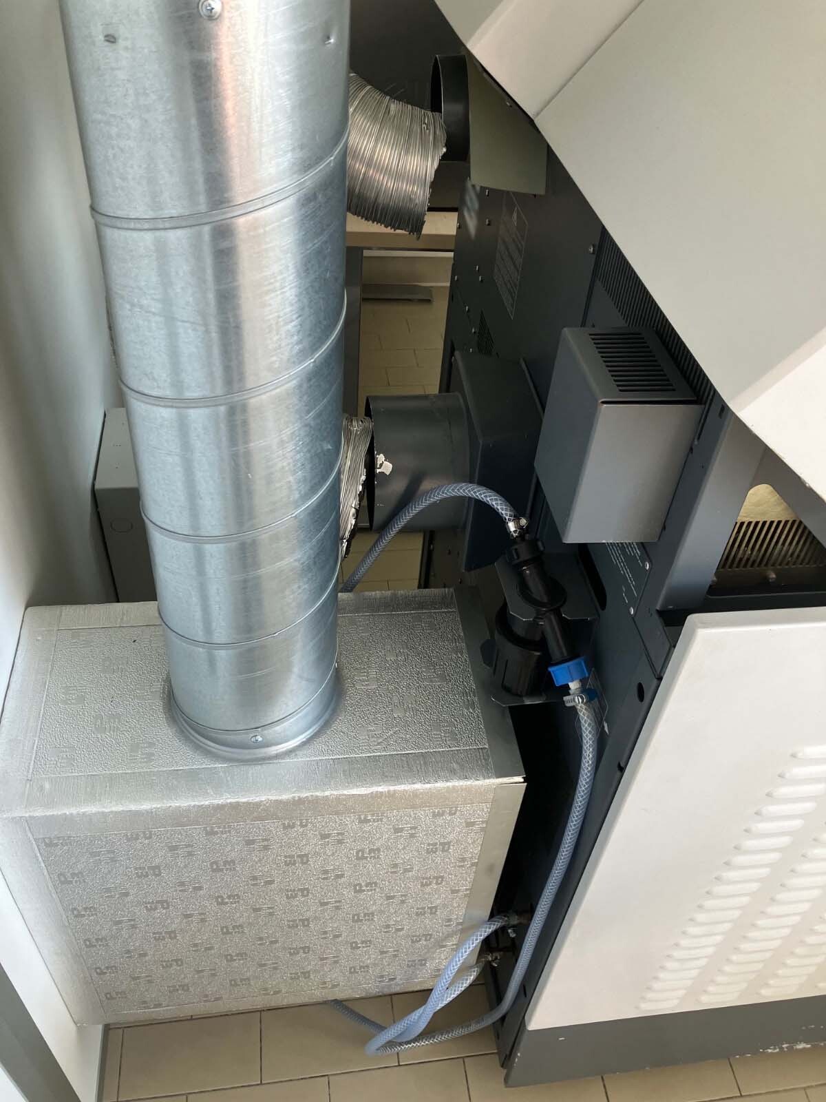 사진 사용됨 VARIAN 820-MS 판매용