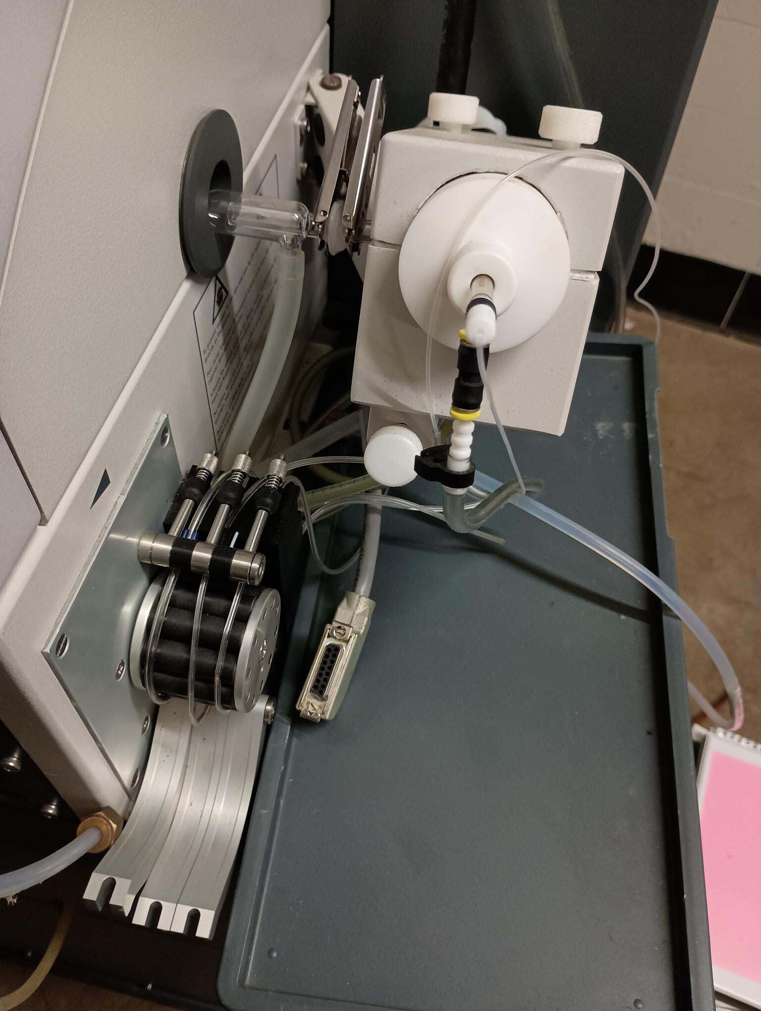 Foto Verwendet VARIAN 820 Zum Verkauf