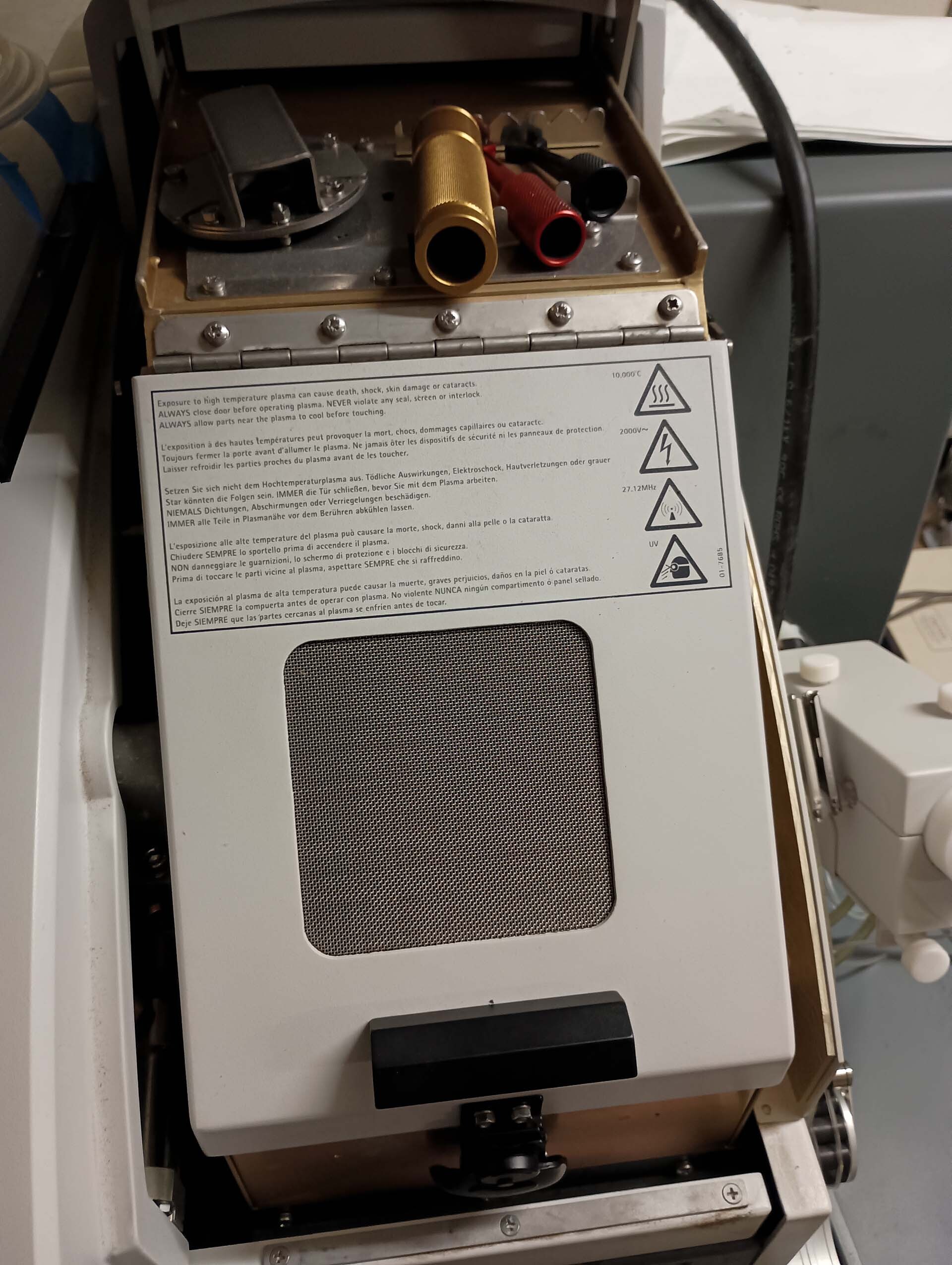 Foto Verwendet VARIAN 820 Zum Verkauf