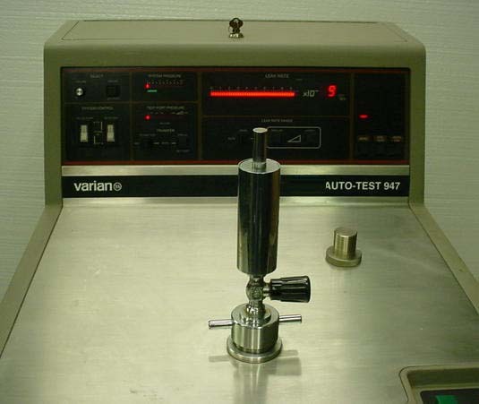 Photo Used VARIAN 947 For Sale