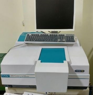 Photo Used VARIAN Cary 300 For Sale