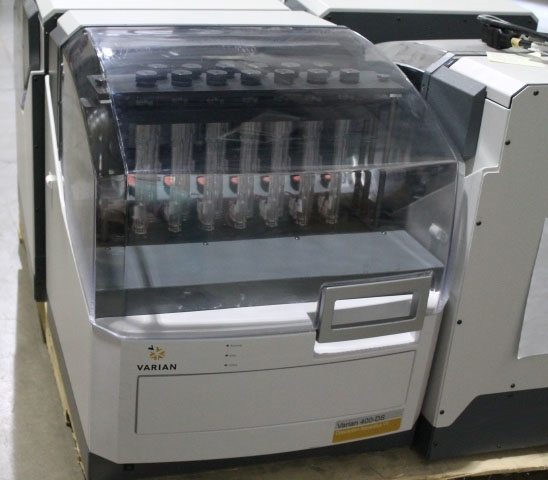 Photo Used VARIAN DS 400 For Sale