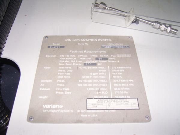 圖為 已使用的 VARIAN E1000HP 待售