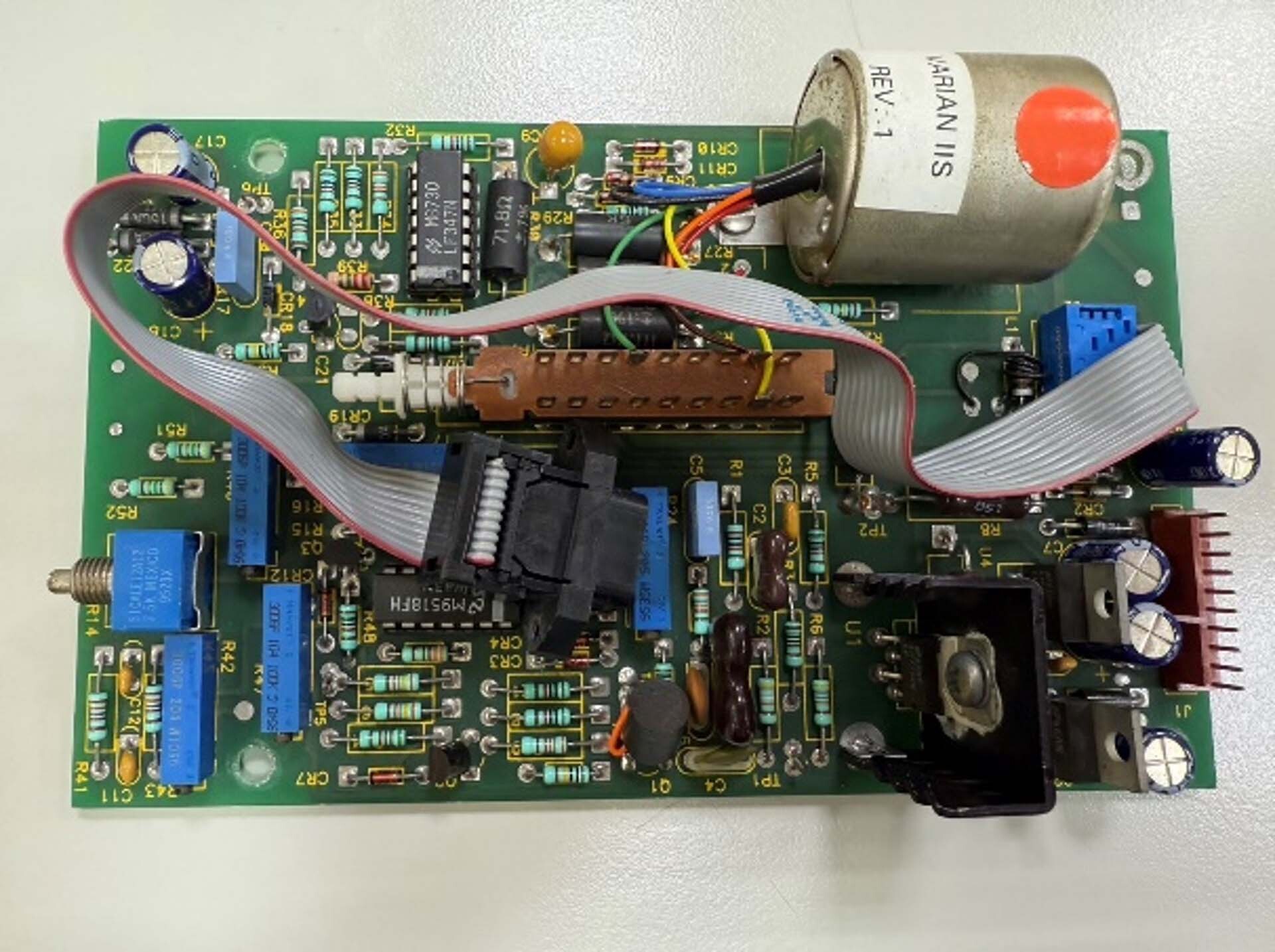 사진 사용됨 VARIAN E220 / E500 판매용