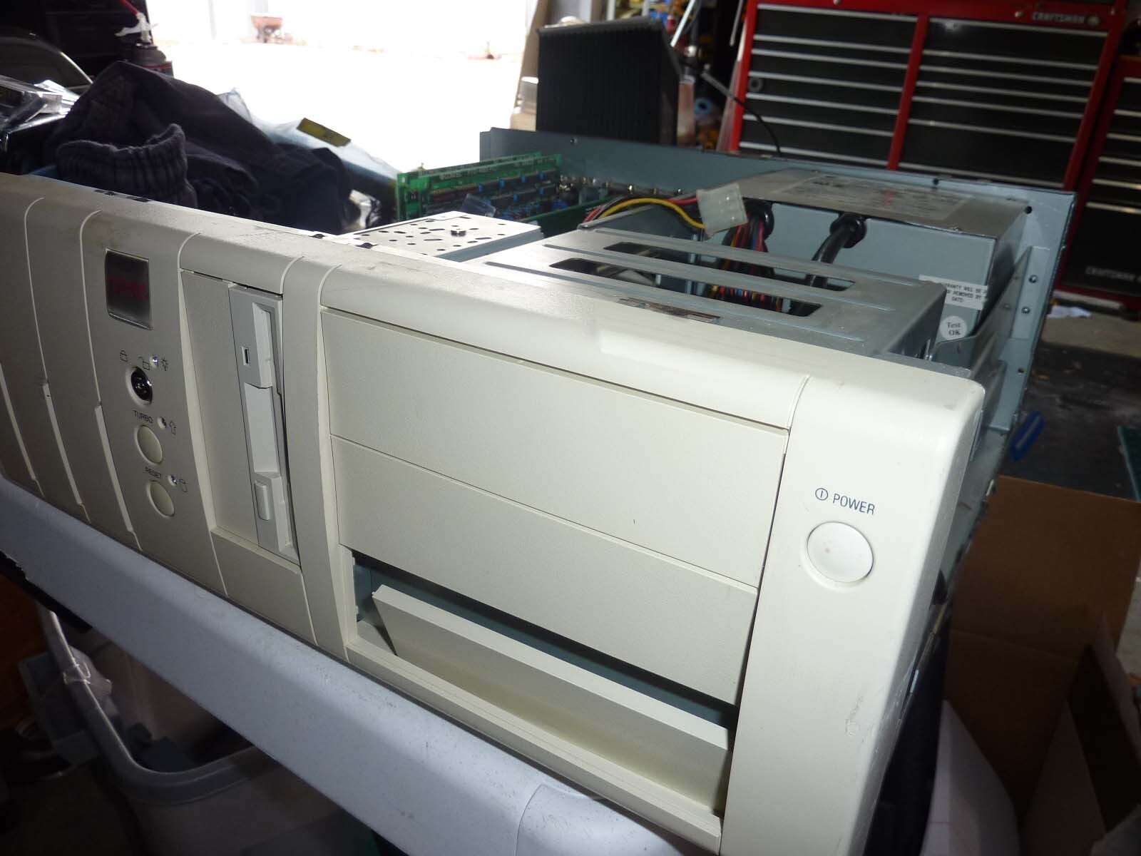 Photo Used VARIAN Computer for E500 For Sale