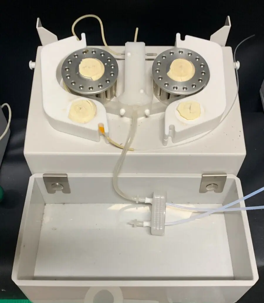 フォト（写真） 使用される VARIAN Sample Introduction Pump System (SIPS) 販売のために
