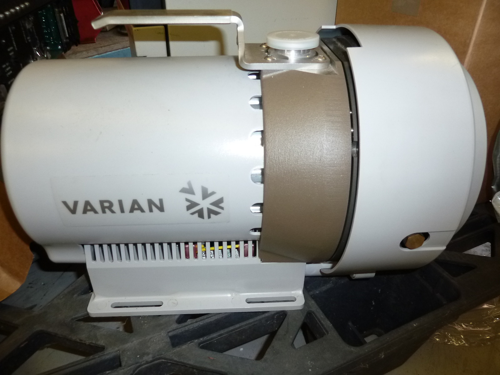 フォト（写真） 使用される VARIAN SH110 販売のために