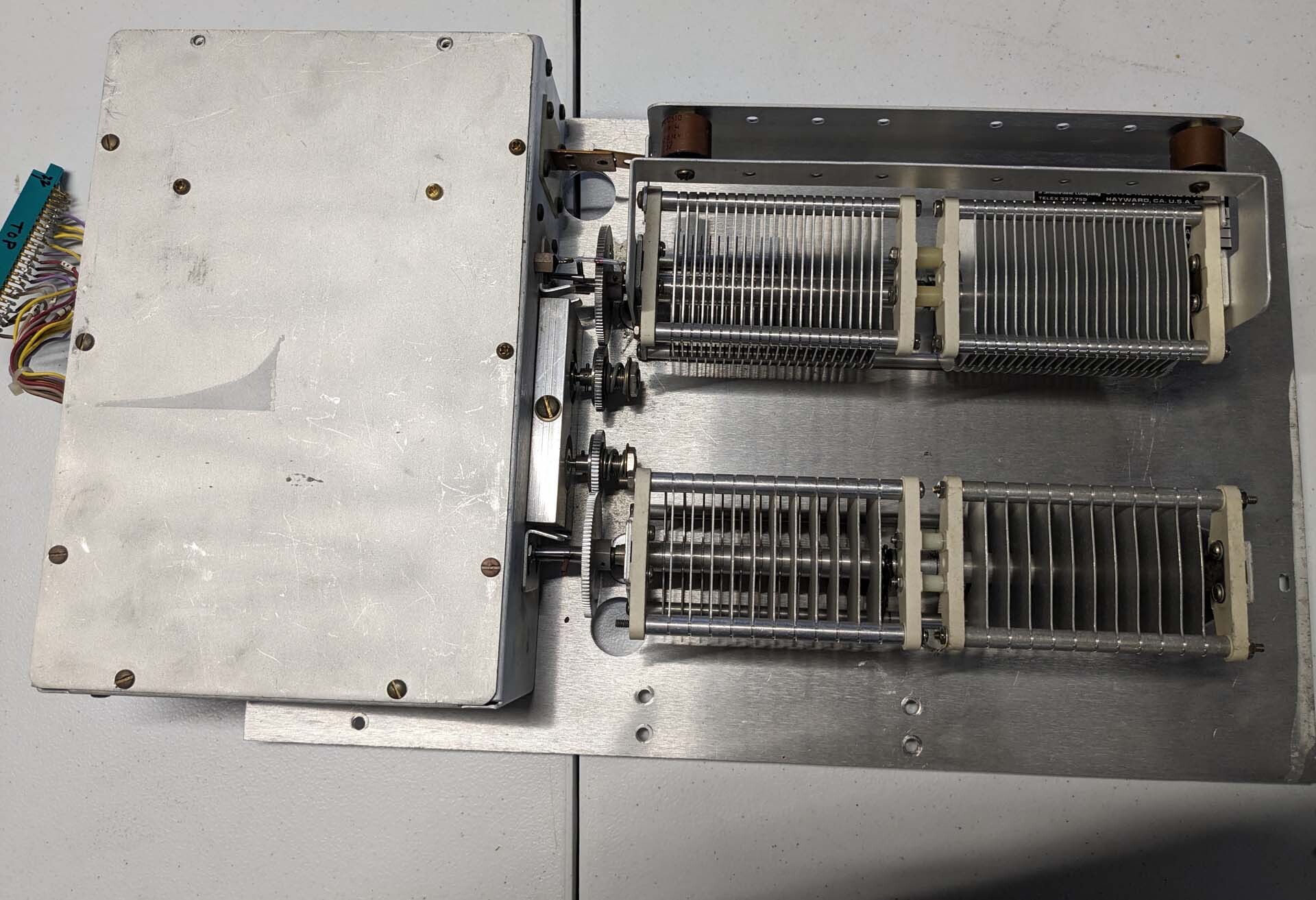 Photo Used VARIAN Spare parts for 3280 / 3290 For Sale