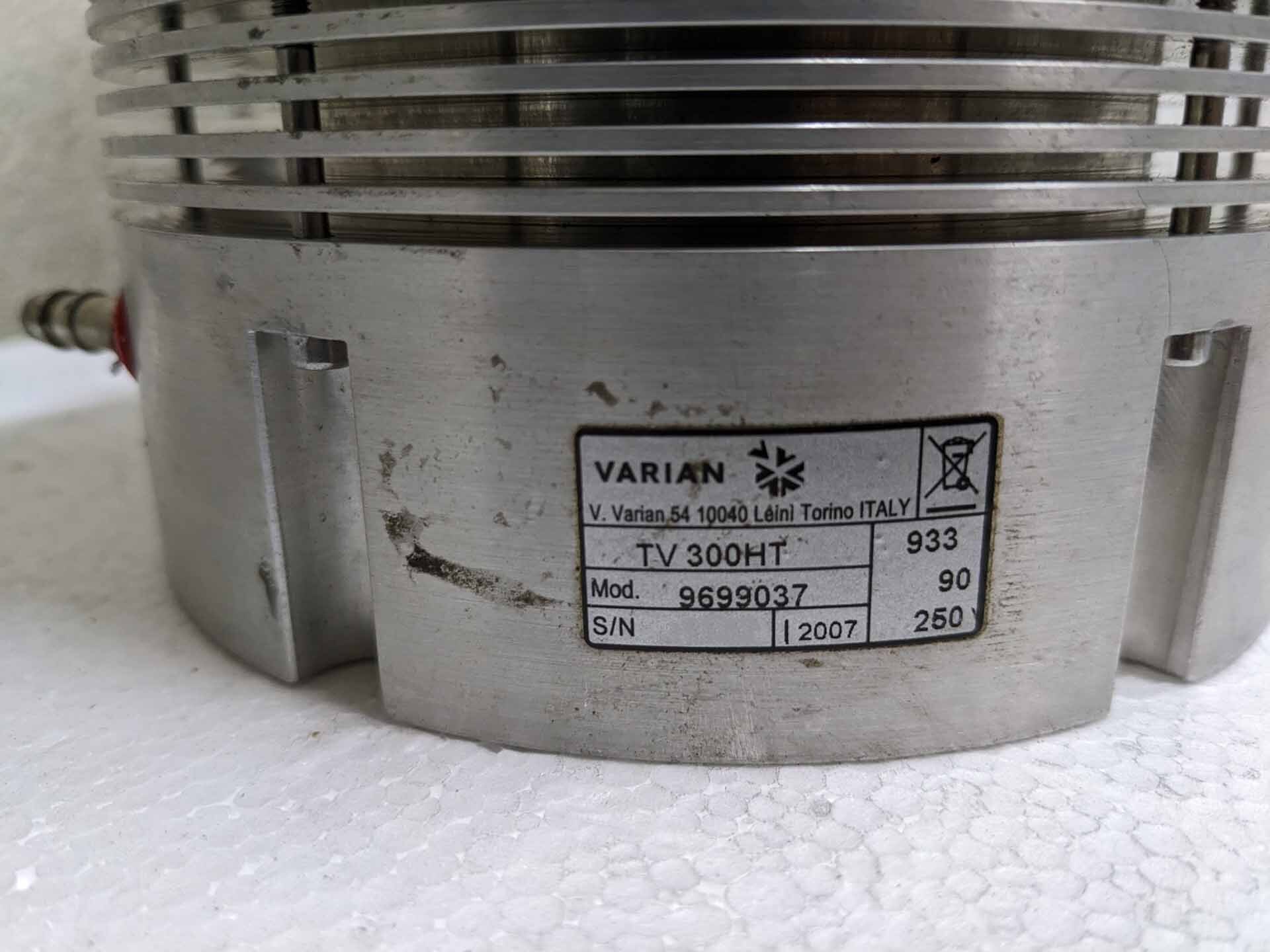 Foto Verwendet VARIAN V 300HT Zum Verkauf