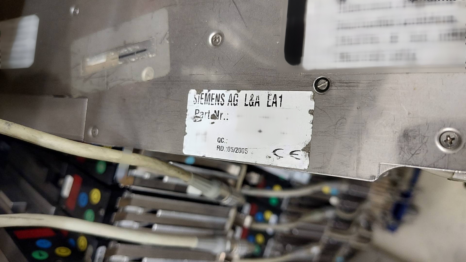 Foto Verwendet VARIOUS Lot of ASM Silver, Gold, Vibration feeders for S series Zum Verkauf