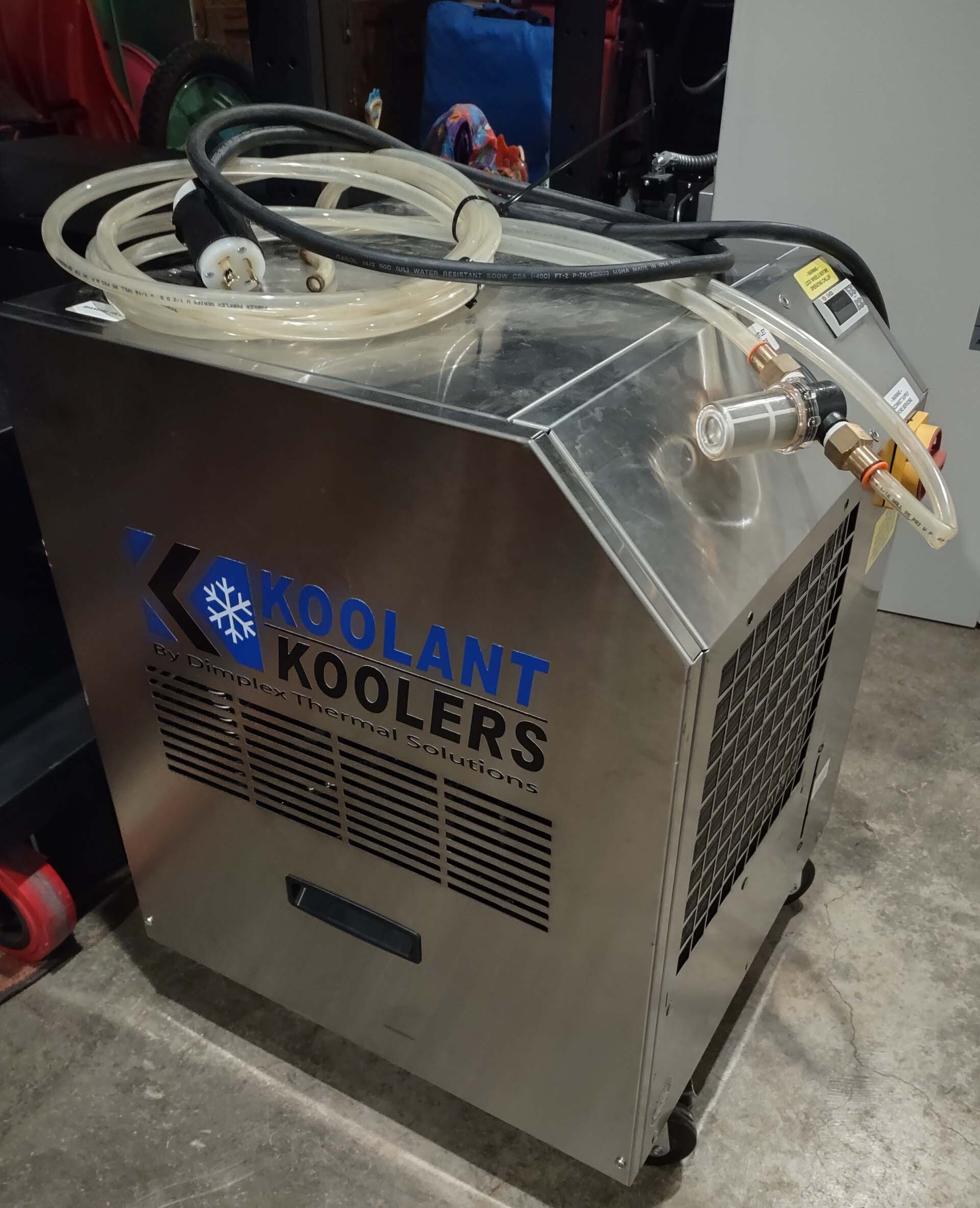 Photo Used VARIOUS Lot of chillers For Sale