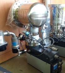 フォト（写真） 使用される VARIOUS Lot of cryo pumps 販売のために