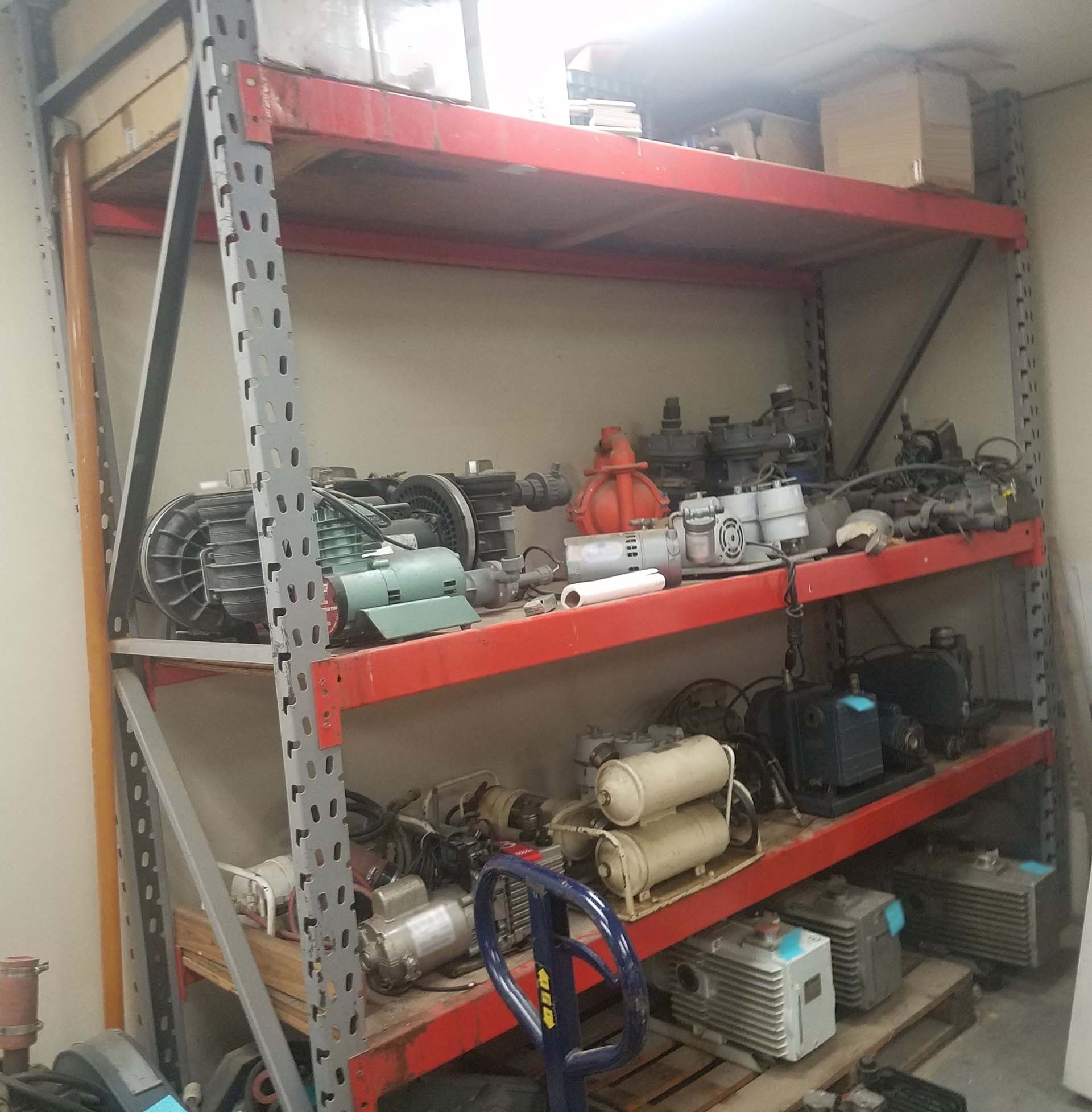 Photo Used VARIOUS Lot of equipment and spare parts For Sale