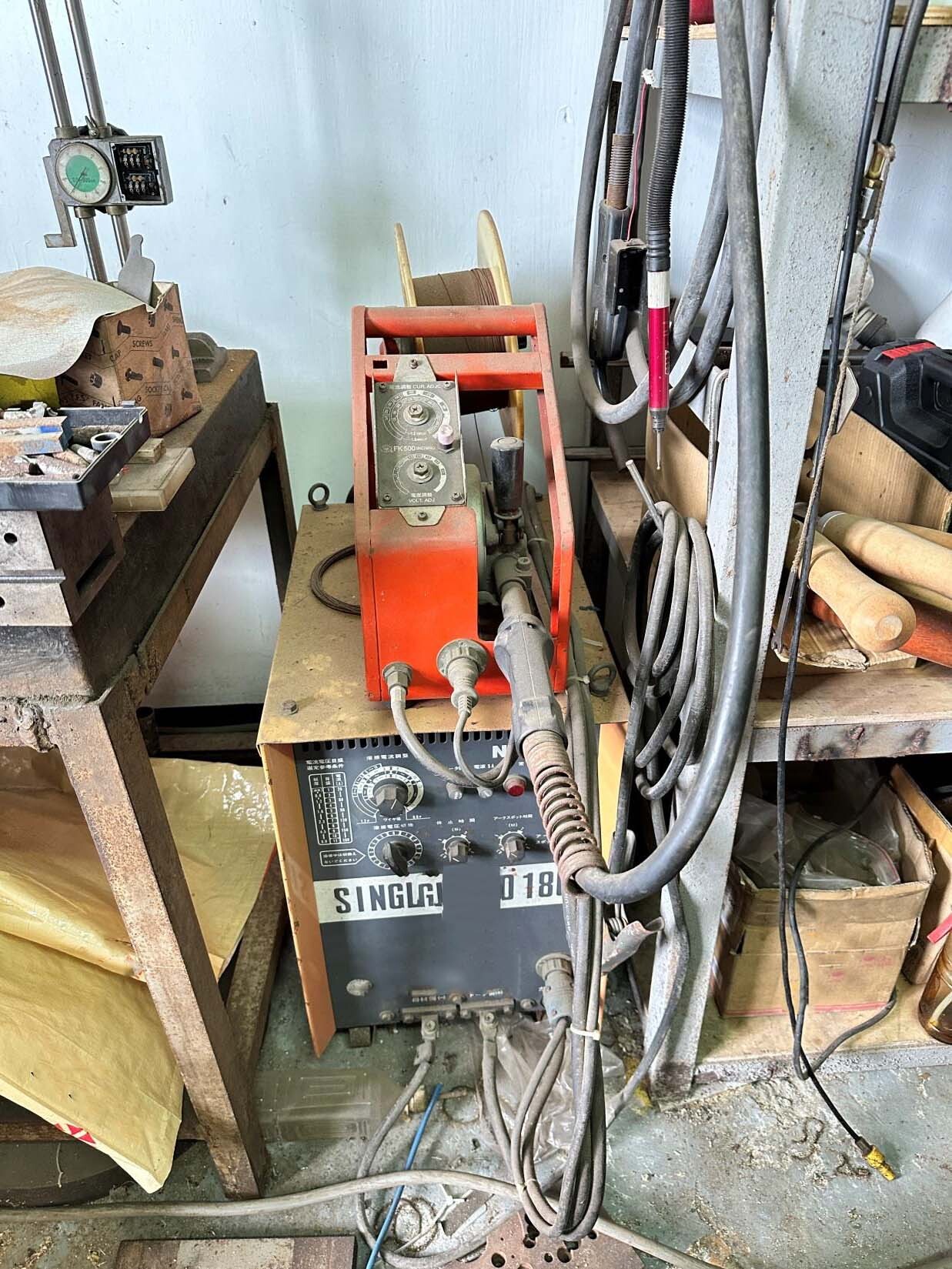 사진 사용됨 VARIOUS Lot of equipment 판매용
