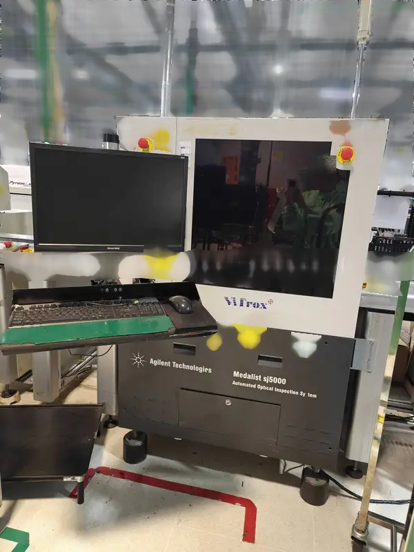 Photo Used VARIOUS Lot of equipment For Sale